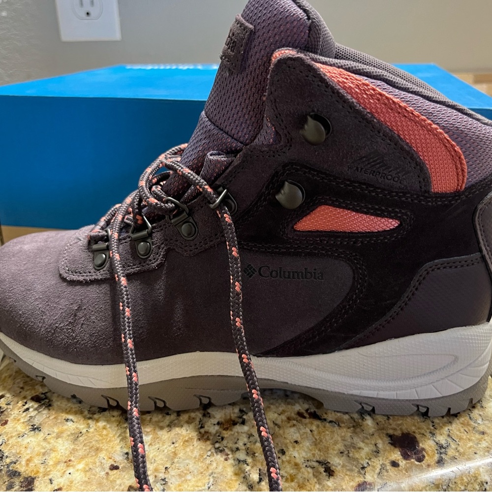 Columbia women’s Newton Ridge plus waterproof